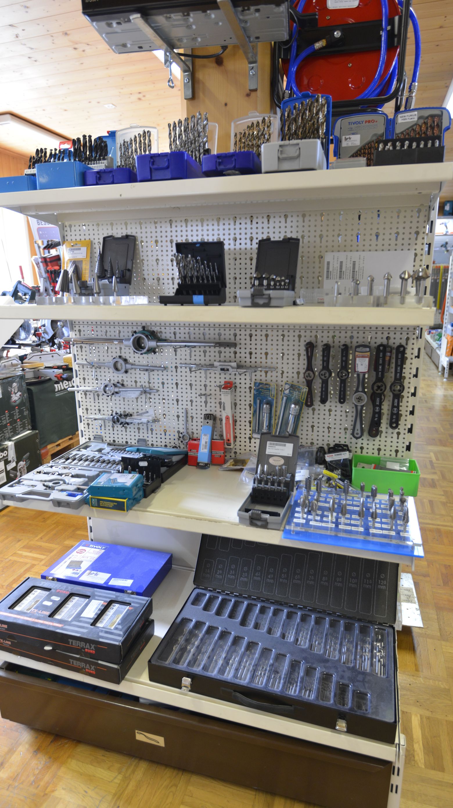 Bilder Knechtle Eisenwaren AG