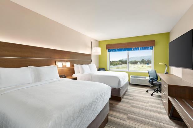 Images Holiday Inn Express & Suites Ukiah, an IHG Hotel