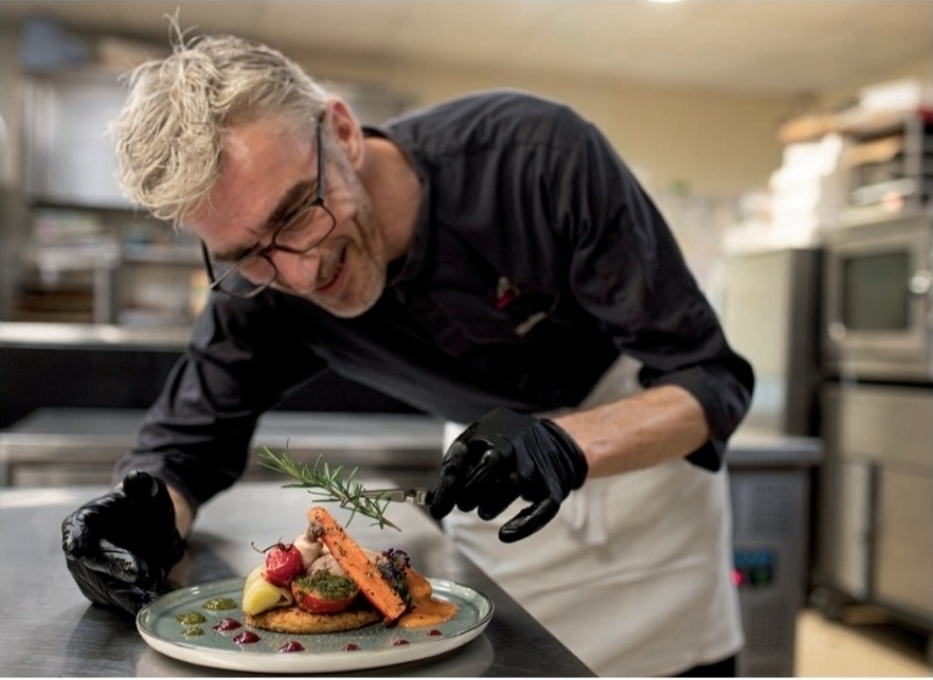 Notre chef Michel Lourthie. Notre chef Michel Lourthie.