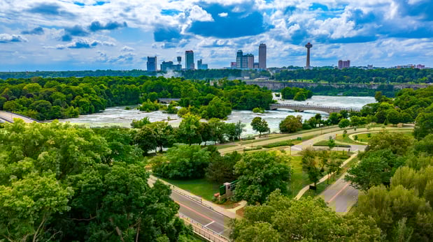 Images Holiday Inn Niagara Falls State Park Entry by IHG