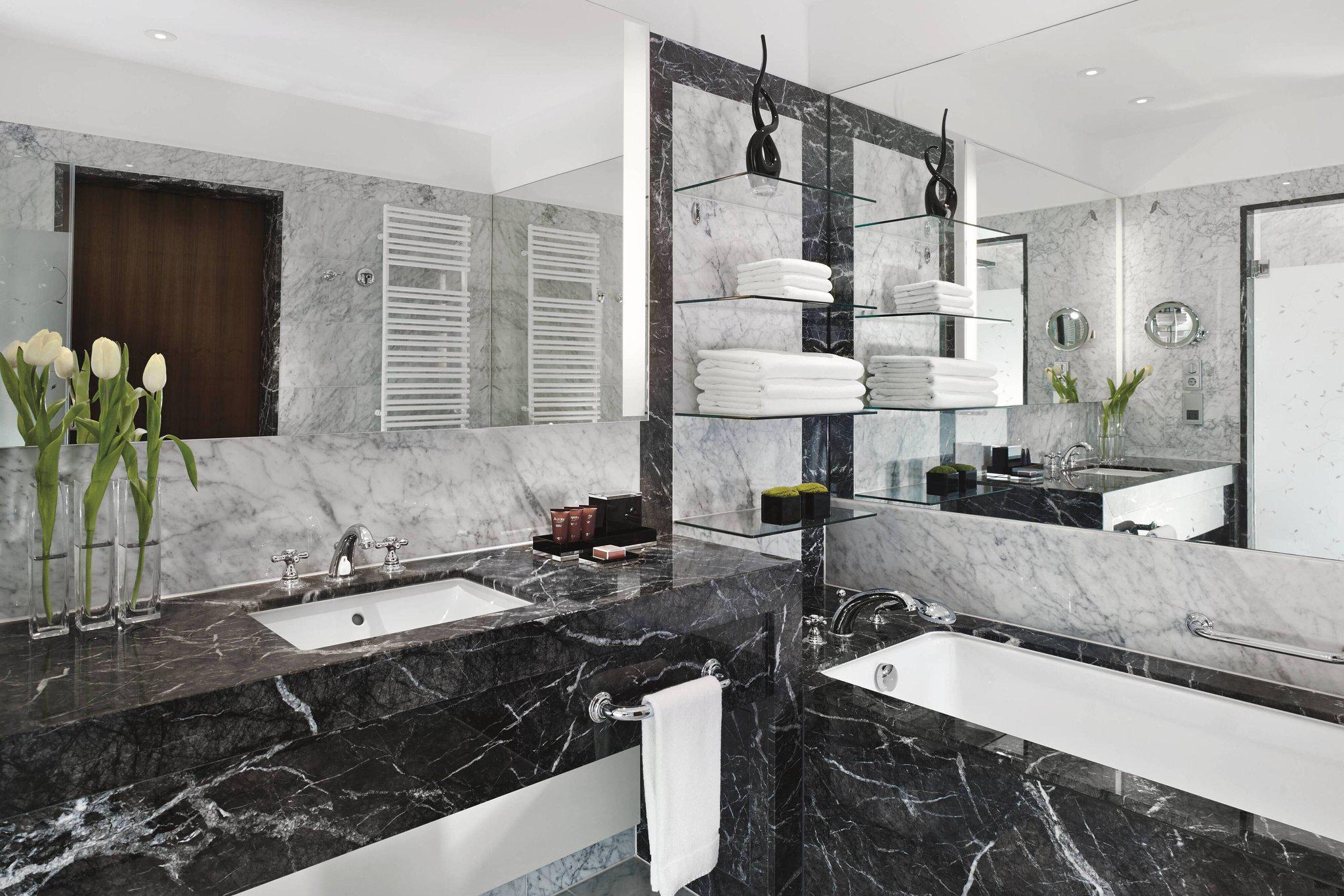 The Ritz-Carlton, Vienna, Schubertring 5-7 in Vienna