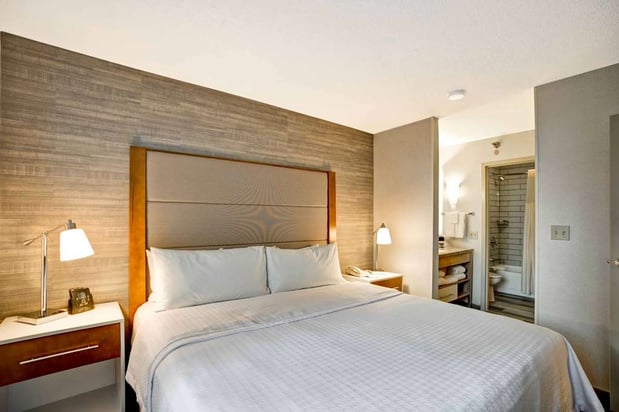 Images Homewood Suites by Hilton Chicago-Downtown