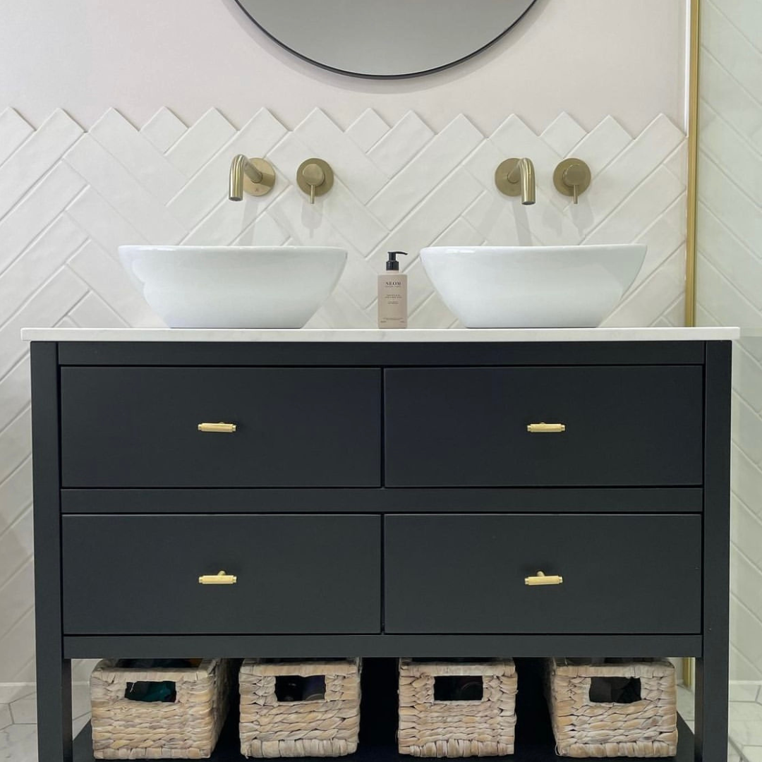 Images Harvey George - Harrogate Bathroom Showroom