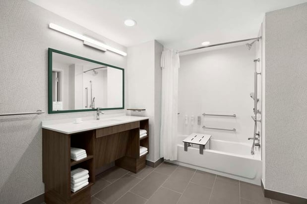 Images Home2 Suites by Hilton San Juan