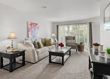 Images Knottingham Apartments