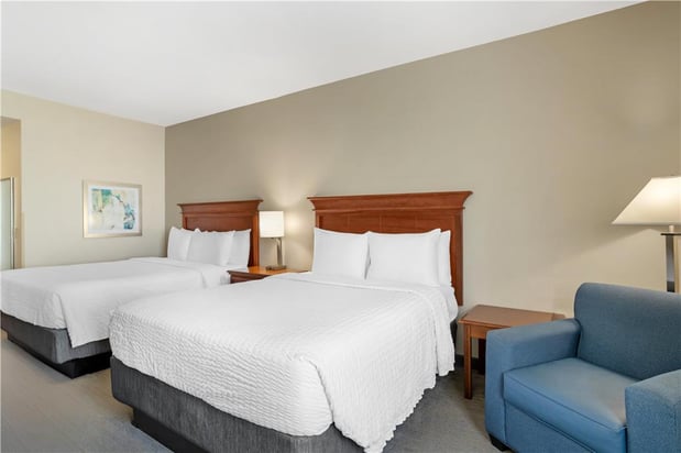 Images Best Western Plus Executive Hotel & Suites