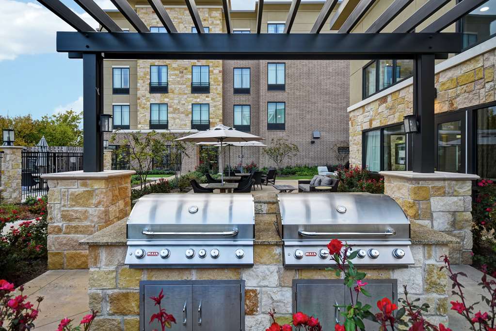 Exterior Homewood Suites by Hilton Dallas/Arlington South Arlington (817)465-4663