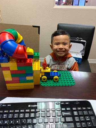 Images Trae Pena - State Farm Insurance Agent