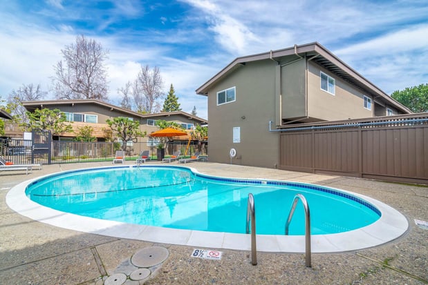 Images Element Apartment Homes
