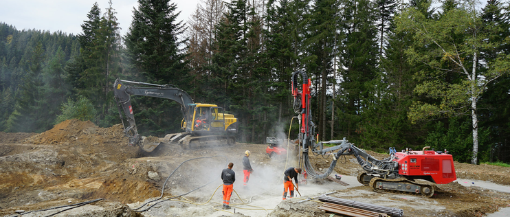 Bilder Lacher Bagger AG