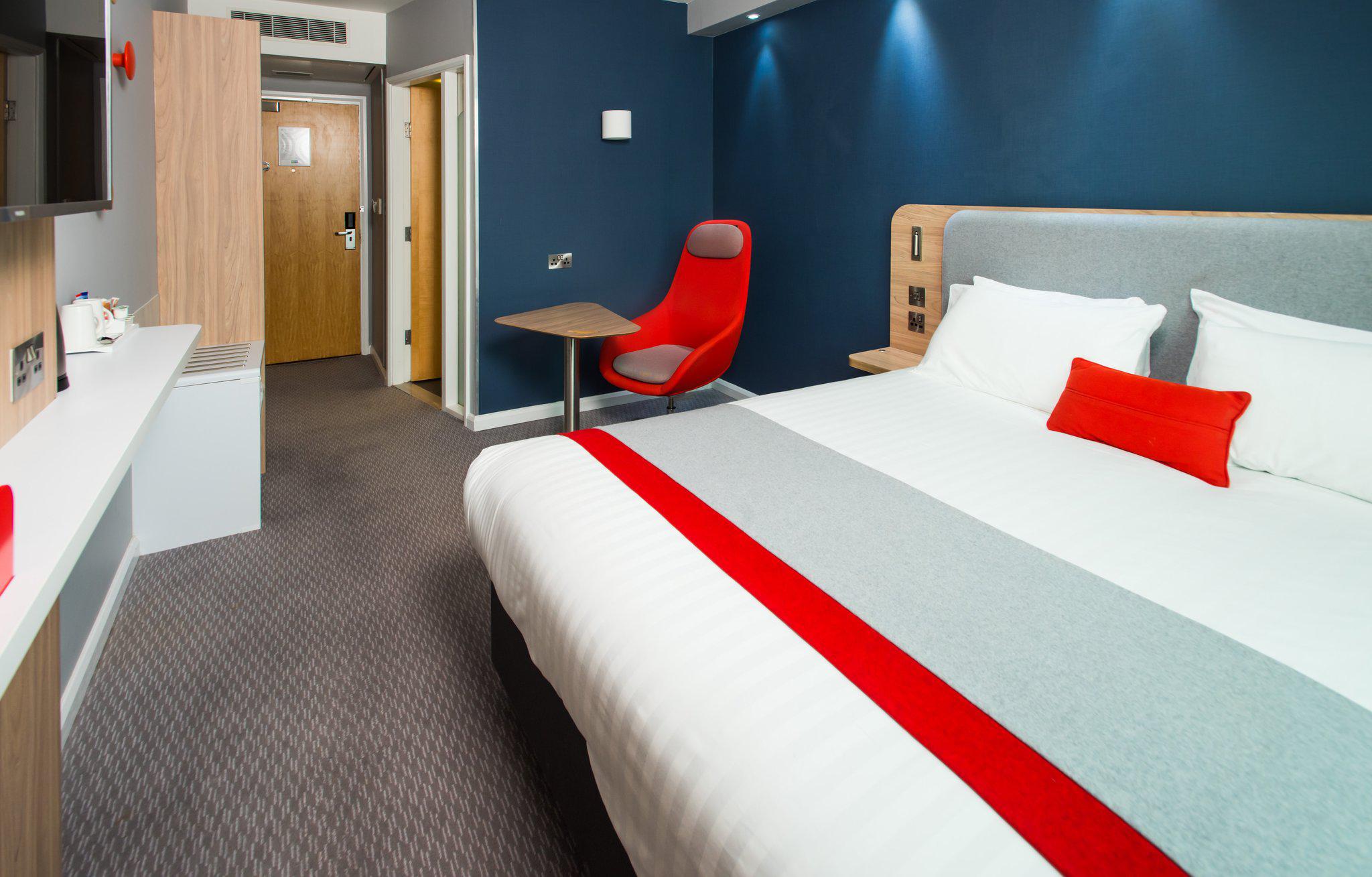 Images Holiday Inn Express Leeds City Centre - Armouries, an IHG Hotel