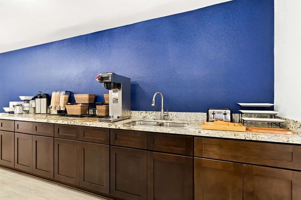 Images SureStay by Best Western Groves