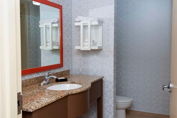 Images Hampton Inn & Suites Riverton