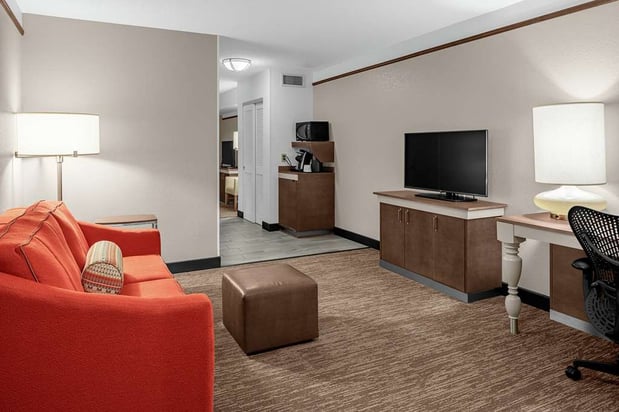 Images Hilton Garden Inn Wilmington Mayfaire Town Center