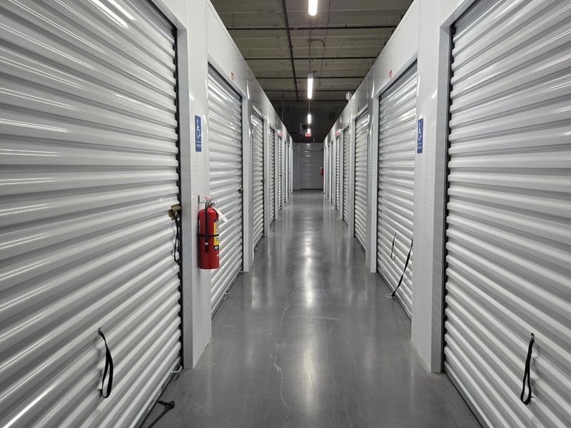 Images Extra Space Storage