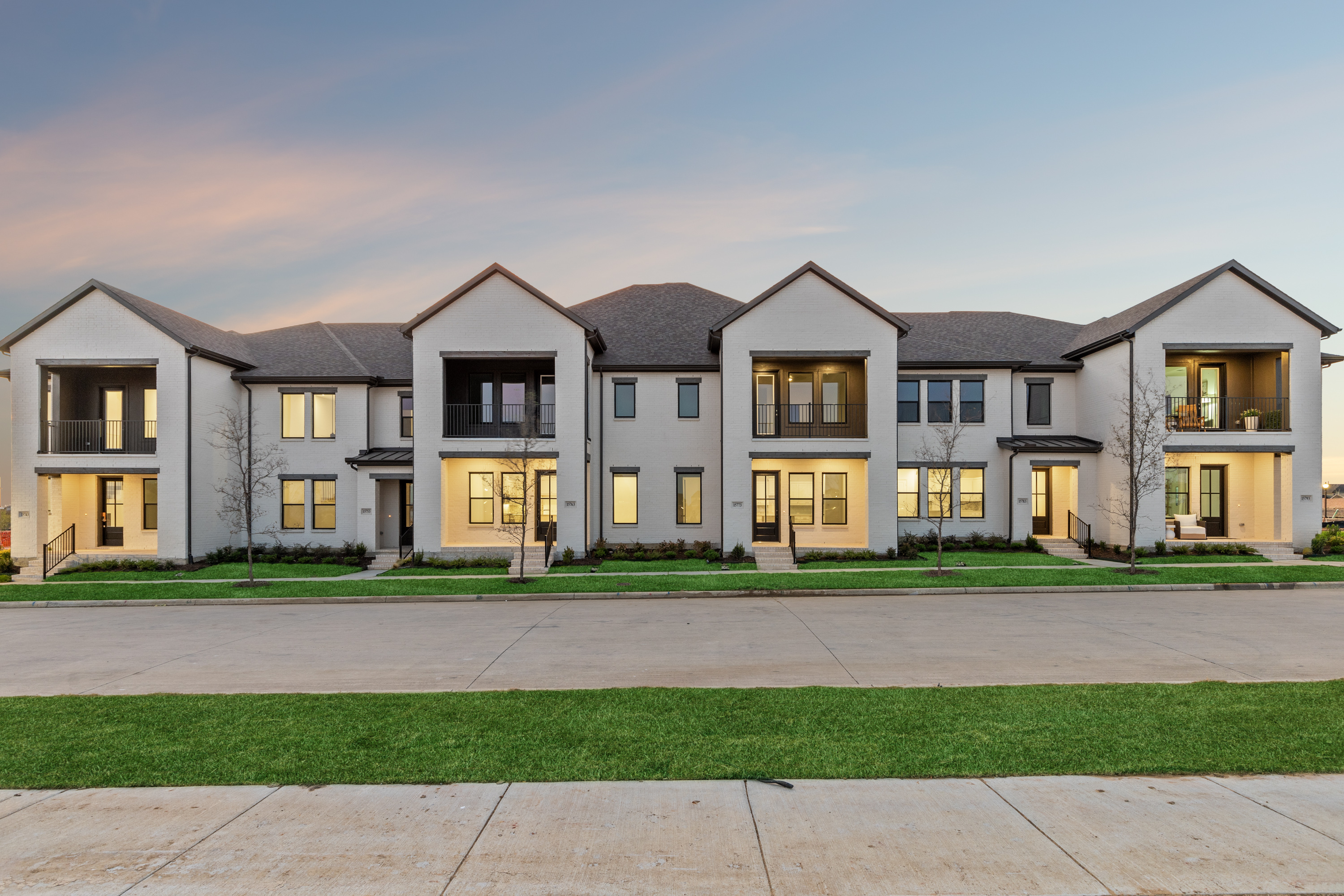 CB JENI Homes Corporate Office Image