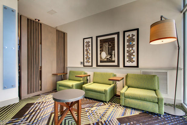 Images Holiday Inn Express & Suites Summerville by IHG