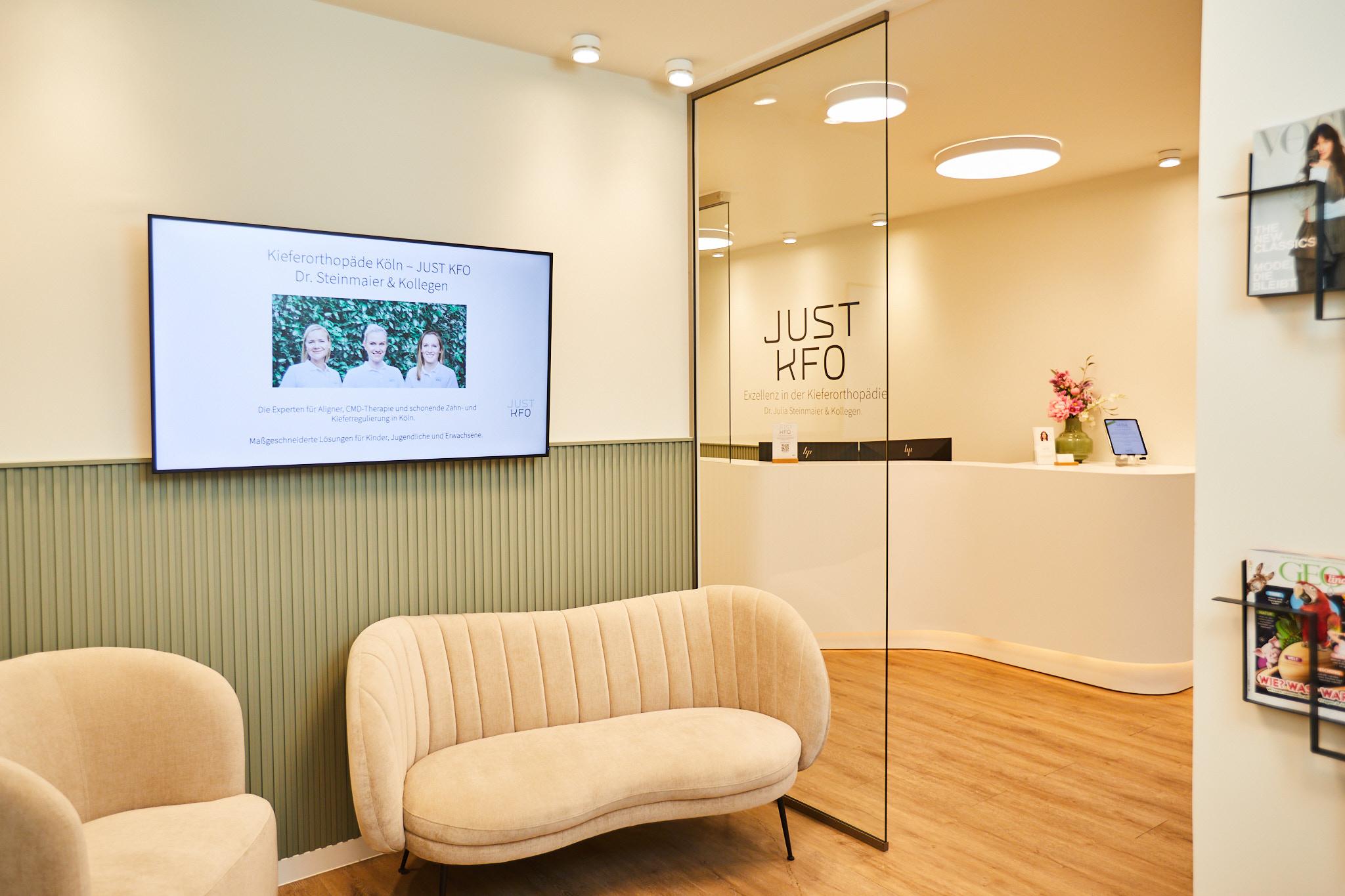 Kieferorthopäde Köln - JUST KFO - Dr. Steinmaier & Kollegen, Hauptstraße 50 in Köln