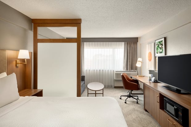 Images Holiday Inn Virginia Beach - Norfolk by IHG