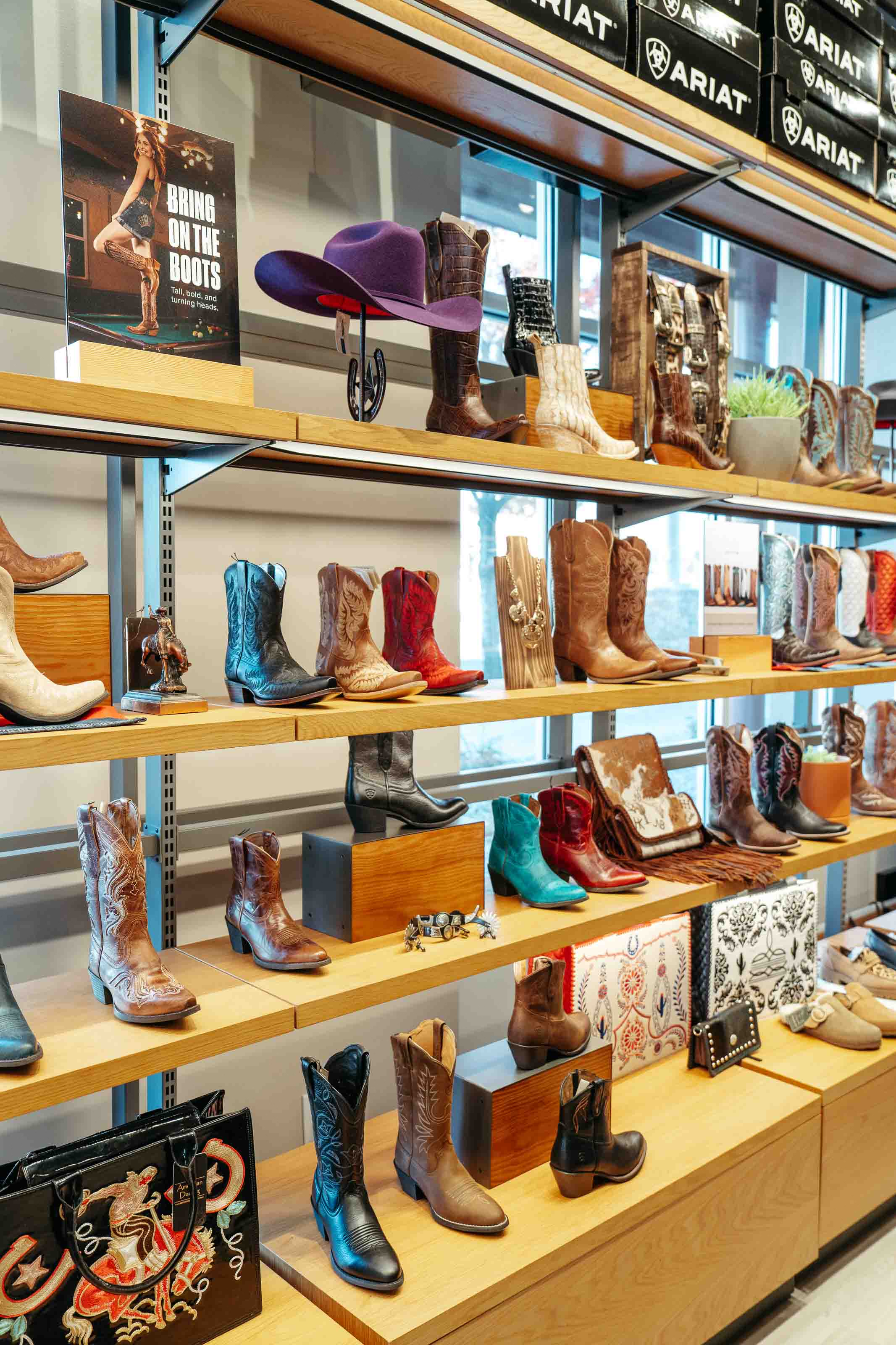 Ariat Brand Shop Image