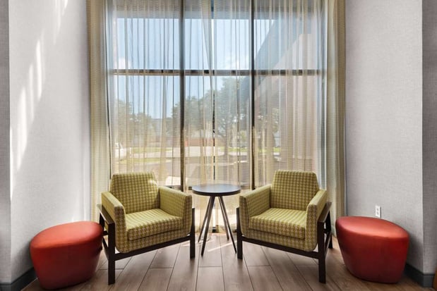 Images Hampton Inn & Suites Pensacola I-10 North at University Town Plaza