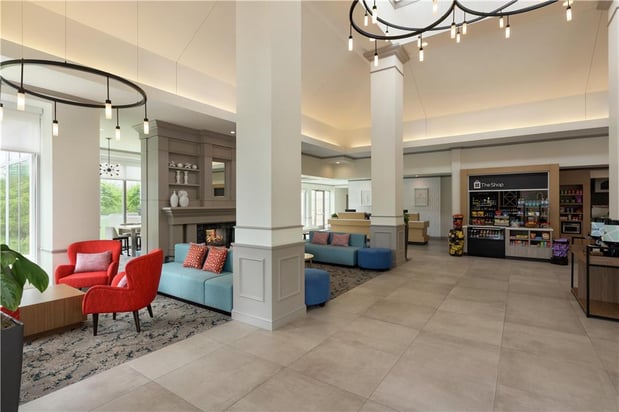 Images Hilton Garden Inn Cleveland Airport