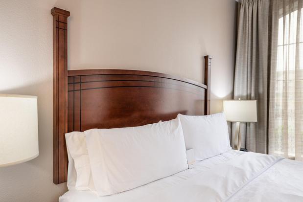 Images Staybridge Suites Charleston-Ashley Phosphate, an IHG Hotel