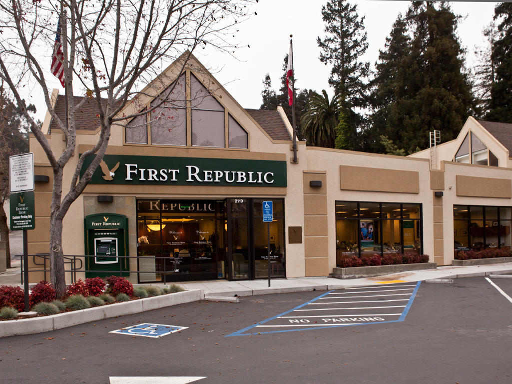 First Republic Bank Oakland (510)530-8881
