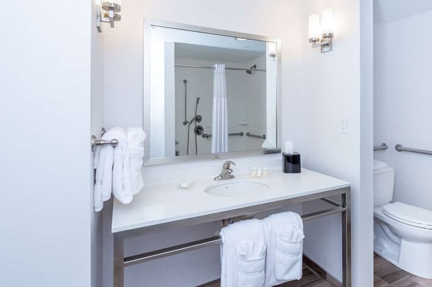Images Hilton Garden Inn  Asheville Downtown