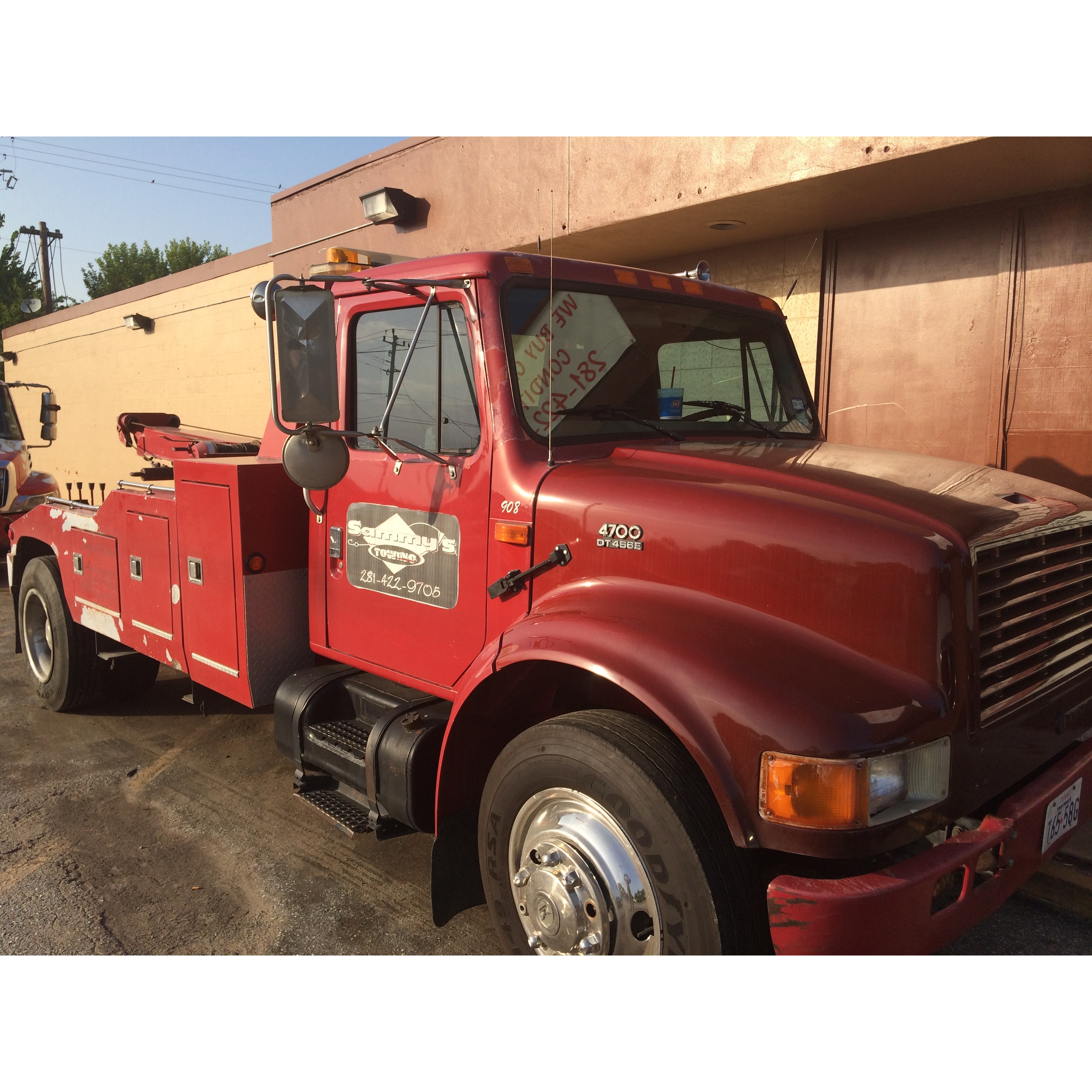 Sammy's Towing & Recovery
