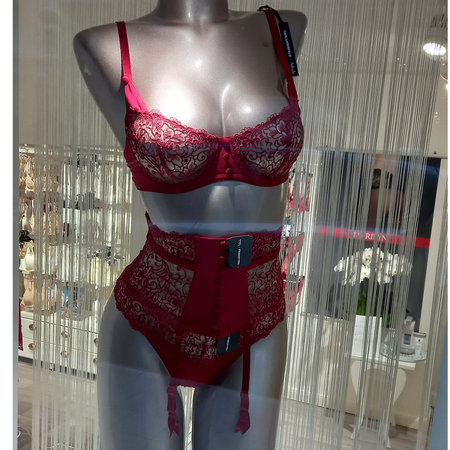 Bilder BonBon Exklusive Lingerie & Hosiery