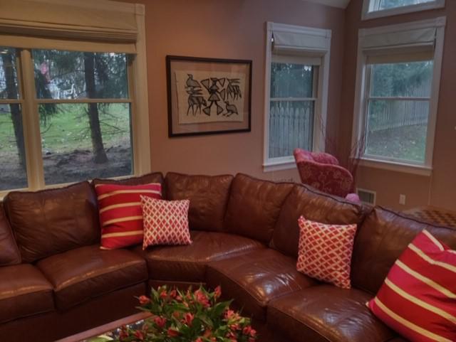 Bring your living room together with the perfect finishing touch. Our expert installation team did a great job on the Roman Shades in this Tarrytown, NY, sitting room. #BudgetBlindsOssining #TarrytownNY #RomanShades #ShadesOfBeauty #FreeConsultation #WindowWednesday