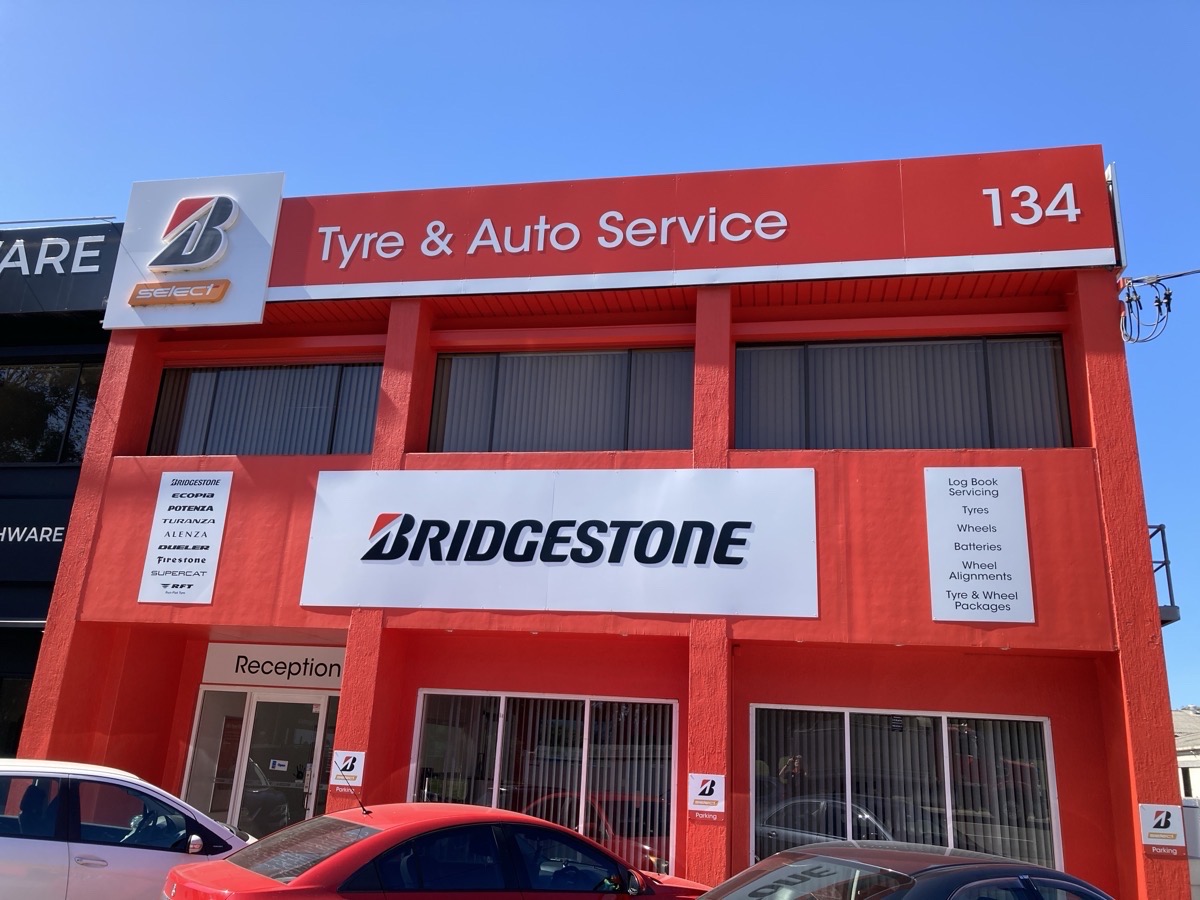 Images Bridgestone Select Tyre & Auto Taren Point