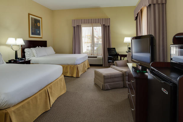 Images Holiday Inn Express & Suites Sebring, an IHG Hotel