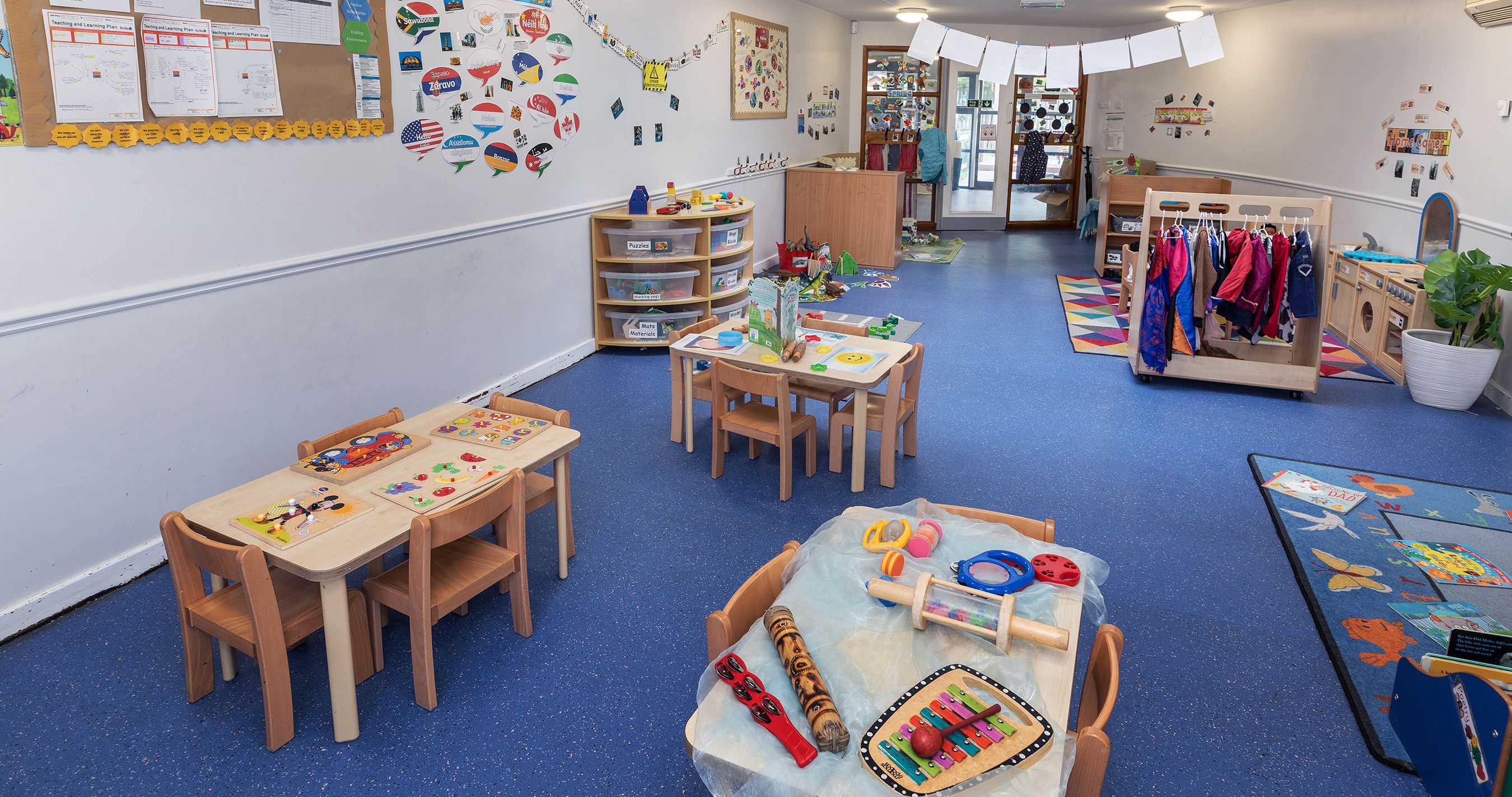 Images Busy Bees Nursery in Bedford