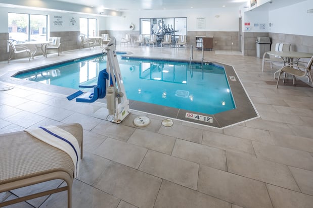Images Holiday Inn Express & Suites Chicago West - St Charles by IHG