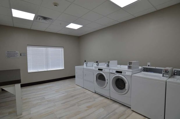 Images Best Western Plus Pasadena Inn & Suites