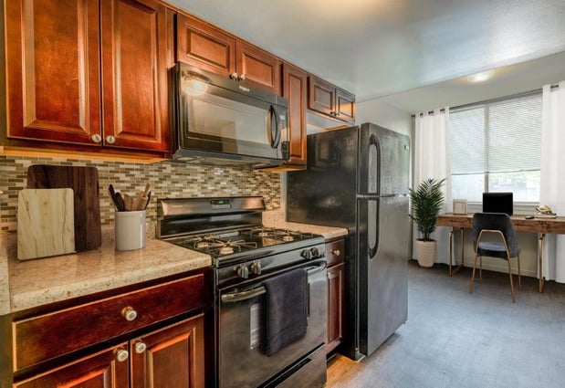 Images Briarwood Apartment Homes & Townhomes