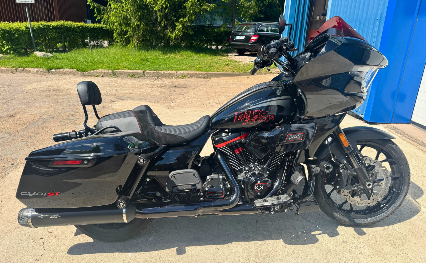 Harley Davidson Road Glide CVO ST nuotrauka 2