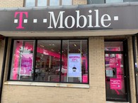 T Mobile Store At 370 E Gun Hill Rd The Bronx Ny T Mobile