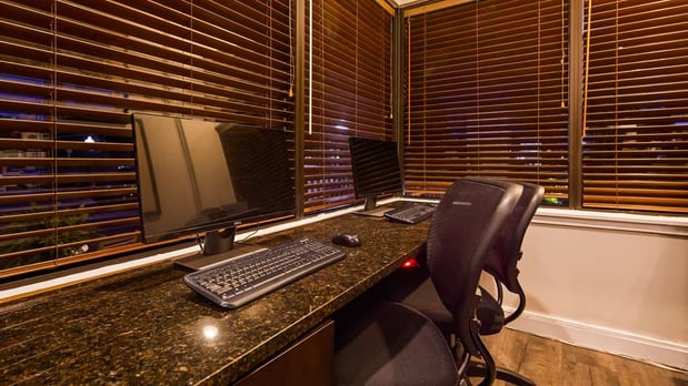 Images Best Western Plus Coastline Inn