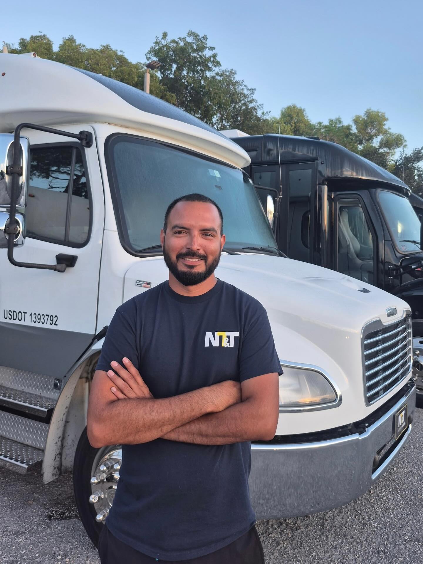 Naples Transportation & Tours Image