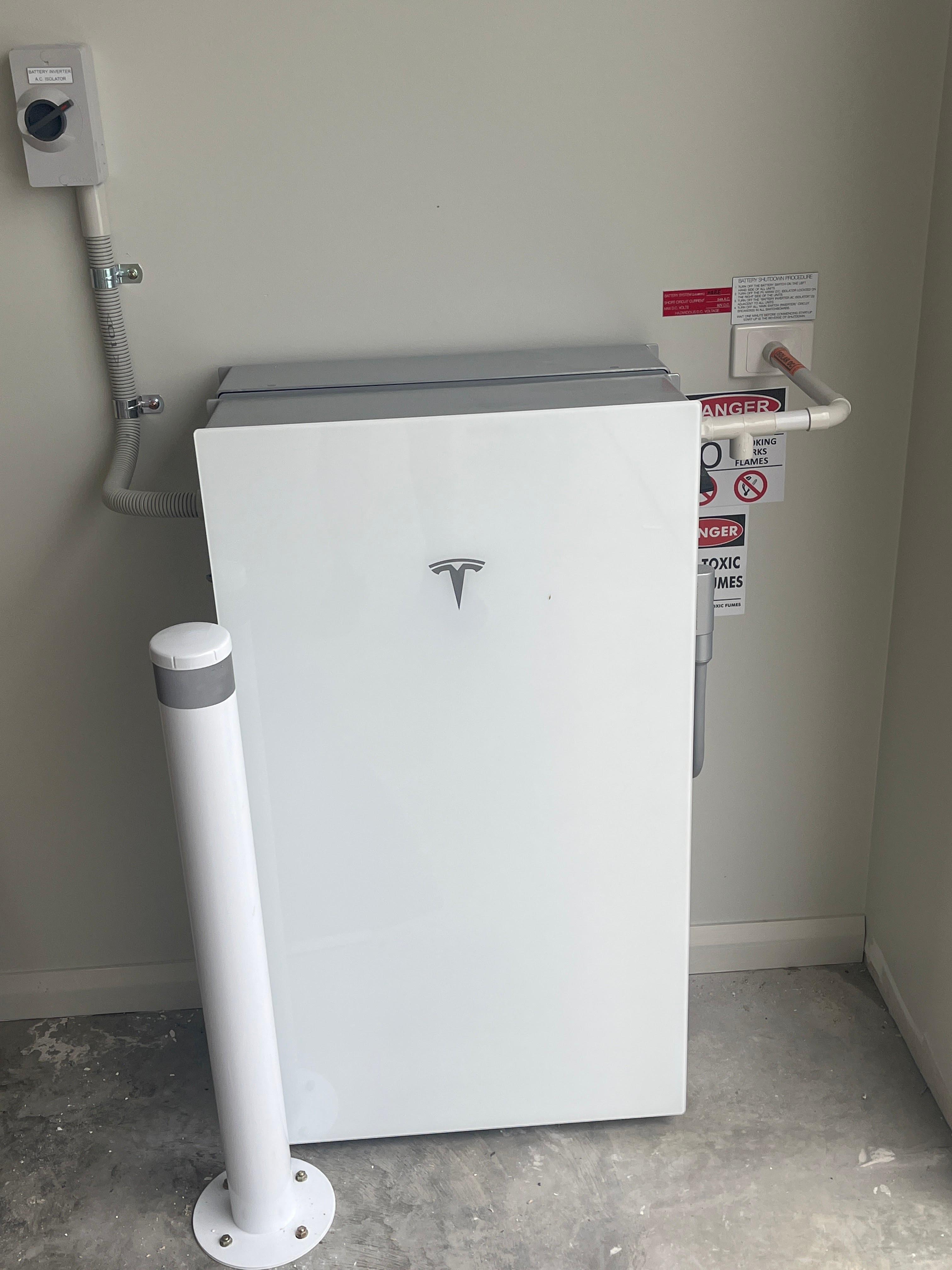 Images Uncommon Solar and Battery Storage Gippsland