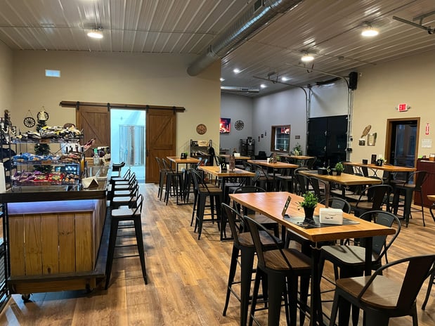 Images Hickory Vines Winery and Venue