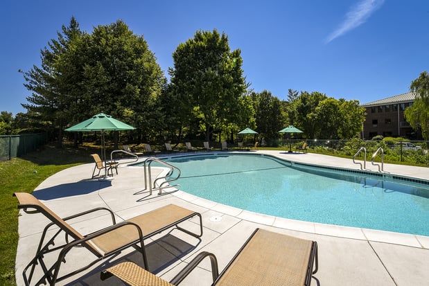 Images Valley Forge Suites