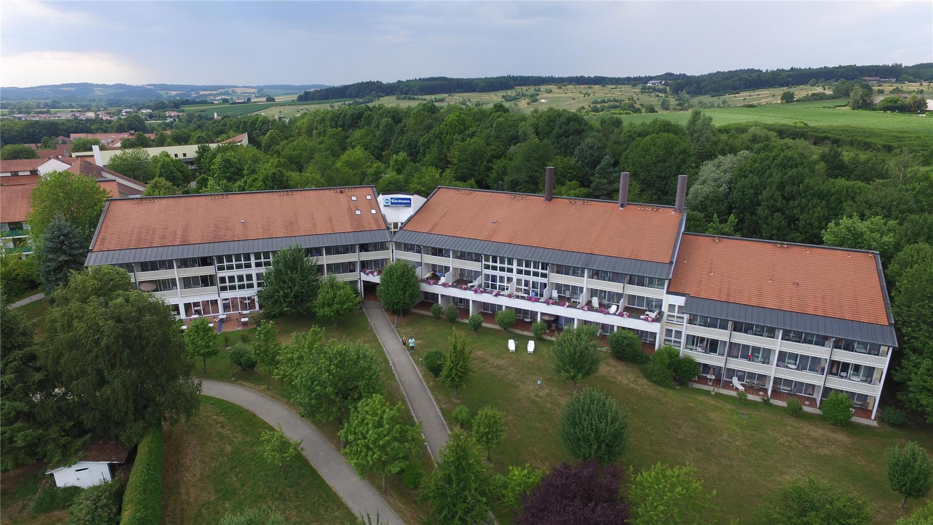 Best Western Aparthotel Birnbachhoehe, Am Aunhamer Berg 3 in Bad Birnbach