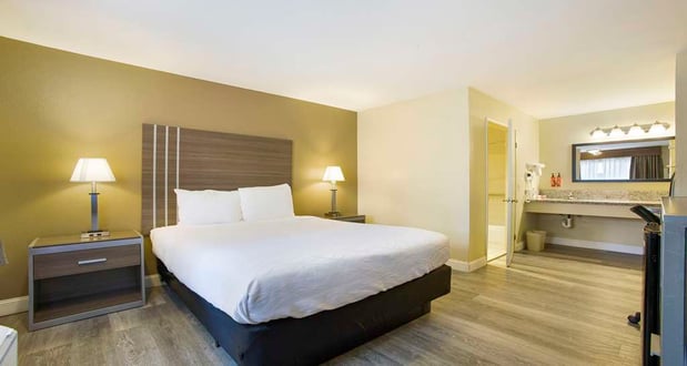 Images SureStay Plus by Best Western Sacramento North