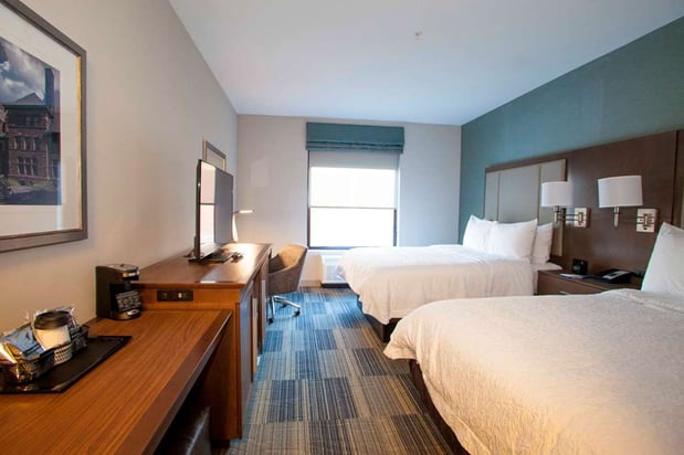 Images Hampton Inn & Suites Downtown St. Paul
