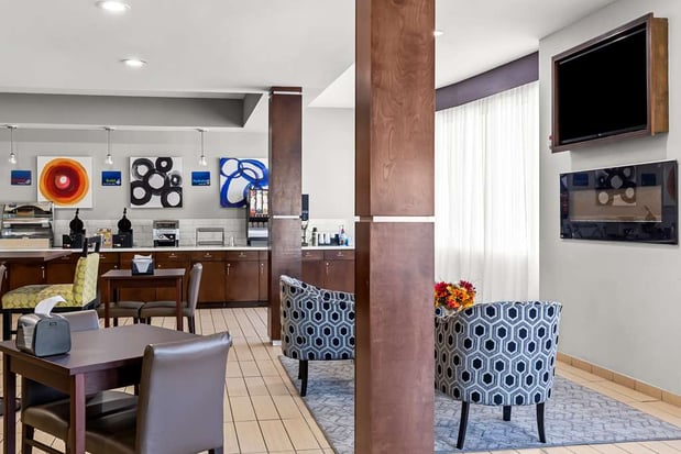Images Best Western St. Louis Airport North Hotel & Suites