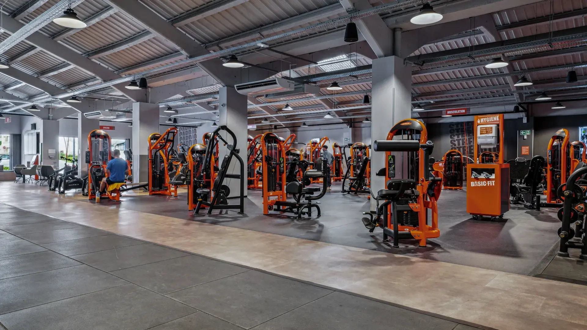 Images Basic-Fit 24/7